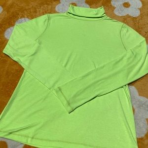 velvet heart neon green turtleneck🥝